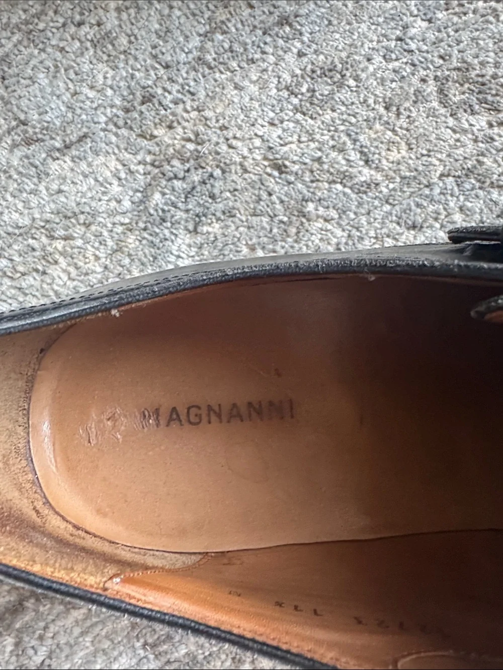 Magnanni Black Leather Single Monk Strap Dress Shoes